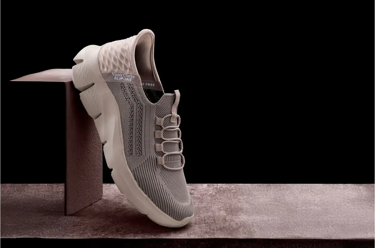 الأحذية الكاجوال من ماركة فيكتور كلارك Victor Clarke: علامة فارقة في عالم موضة الأحذية الرجالية الدارجة
