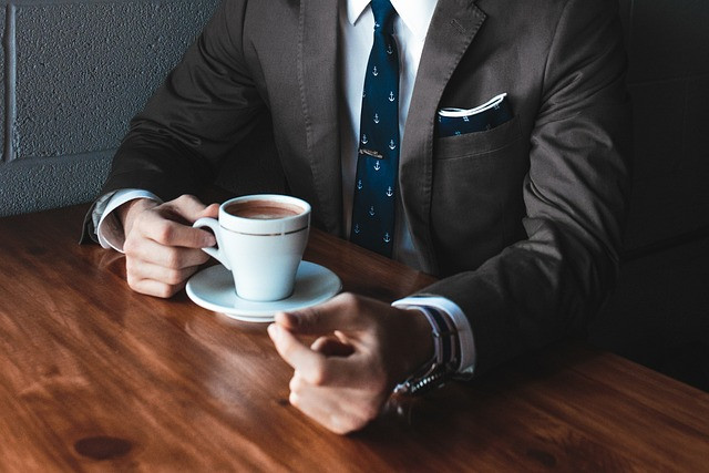 إليك 8  أخطاء تؤثر سلباً على أناقة الرجل